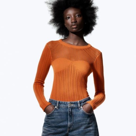 Zara Crochet Top - Picture 2 of 6